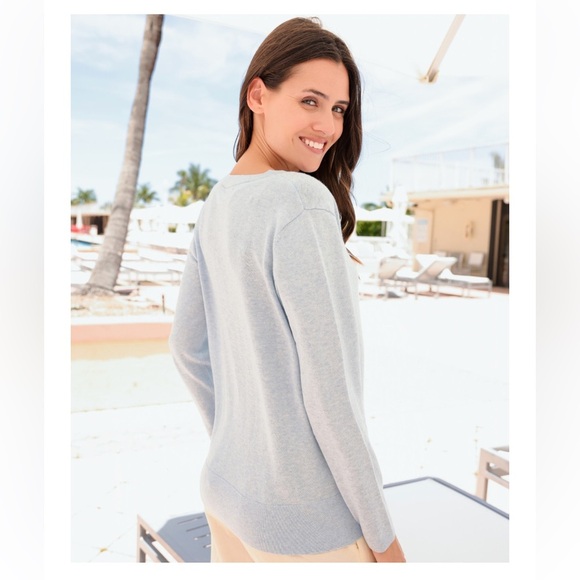 ALASHAN Women's Light Gray Sweater - Picture 1 of 5